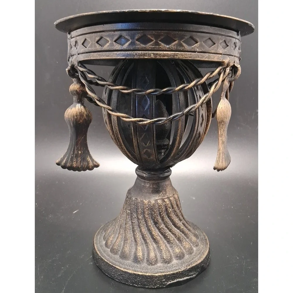 Vintage Cast Ornate Heavy Metal Candle Stand‎